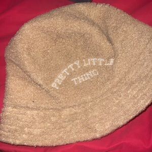prettylittlethings bucket hat